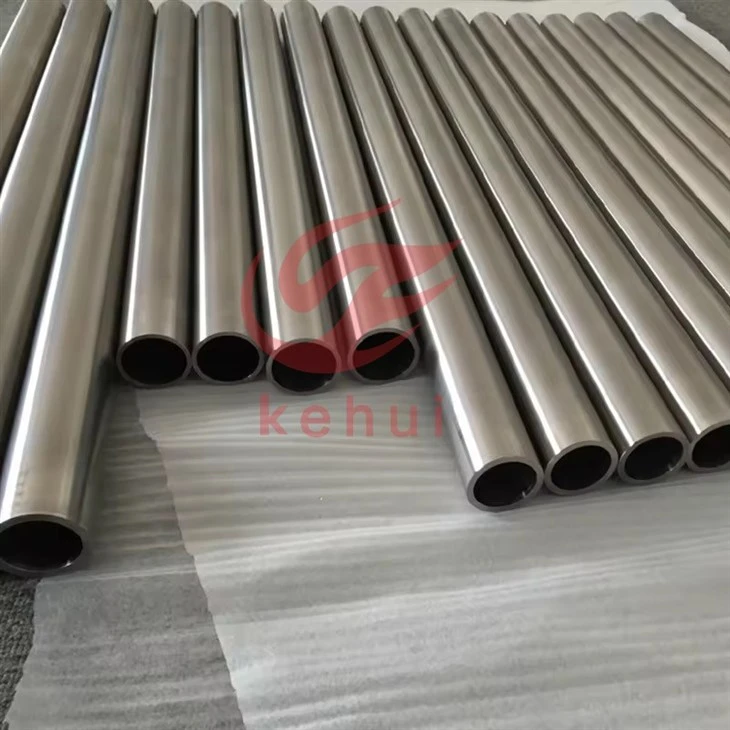 Titanium seamless pipe
